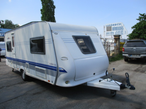 Hobby_lak�kocsi_k�ls�